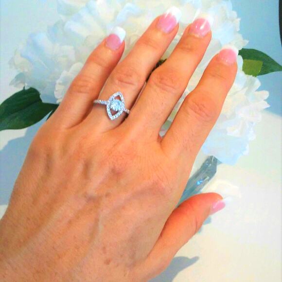 Solitaire Ring Sz 7 Cocktail Silver 925 Simulated REALISTIC DIAMOND Contemporary - Picture 8 of 10